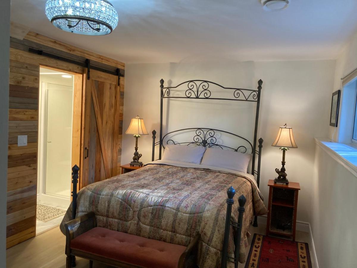 Cedar Acres Vacation Rental Fanny Bay Buitenkant foto
